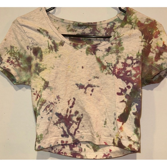 Zenna Outfitters Cropped White Tye-Dye Medium Shirt - Picture 1 of 7
